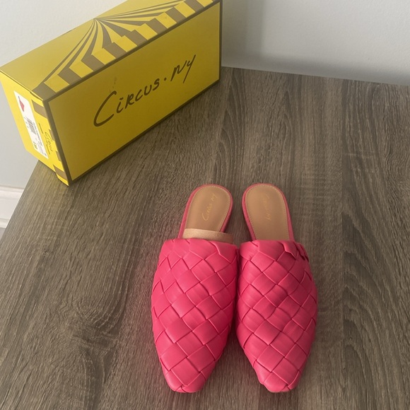 Circus Ny Mules Flamingo Pink - Picture 2 of 5